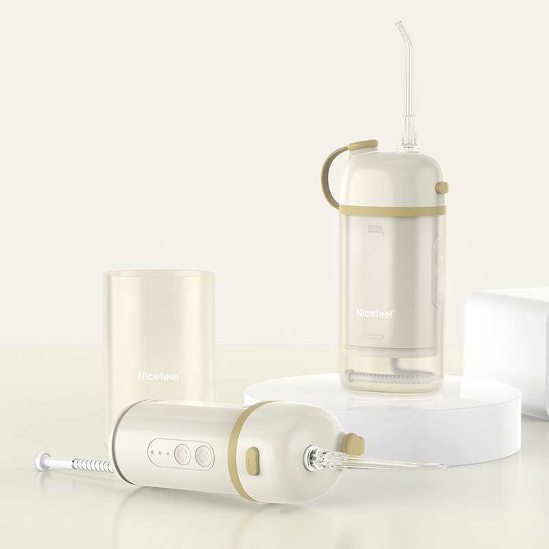 IPX7 elektrische zahnmedizinische Jet Cordless Type C tragbarer Mini Water Flosser Teeth Cleaner